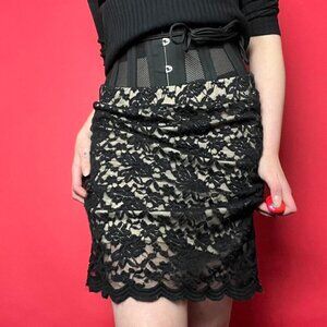 Ardene / Black and nude lace pencil skirt​​​​​​​​​​​​​
